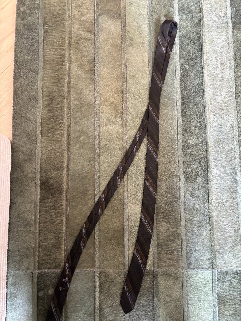 Skinny Neck Tie